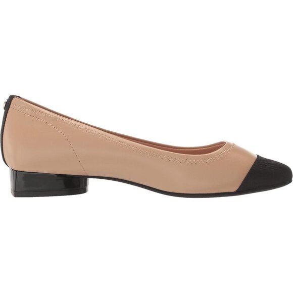 Anne Klein Womens Nude/Black LeatherClosed Pointed ToePull-On Carlie Ballet Flat - Picture 6 of 7